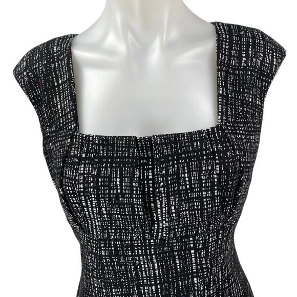 Calvin Klein Black Square Neck Short Cap Sleeve Knee Length Sheath Dress Size 4 - Picture 3 of 5